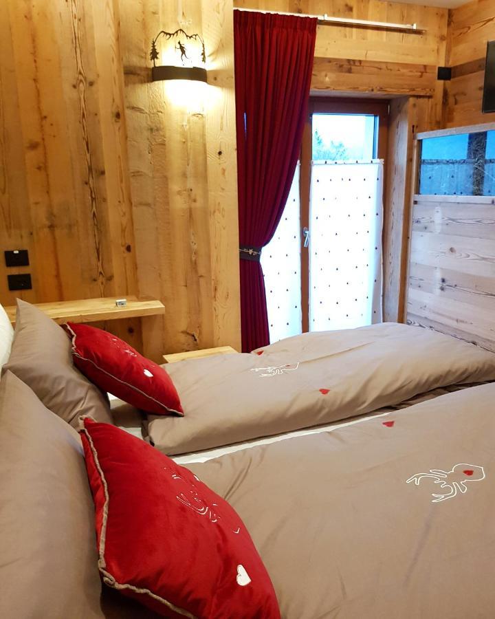 Agriturismo La Giasena ปอนเต เนลลัลปี ภายนอก รูปภาพ